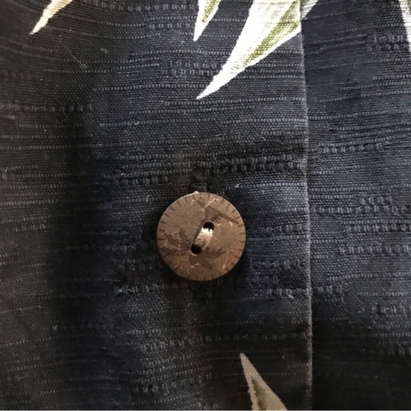 Jamaica Jaxx 100% Silk Tropical Shirt, Washed Black with Bamboo Fronds, Size Med - Picture 6 of 12